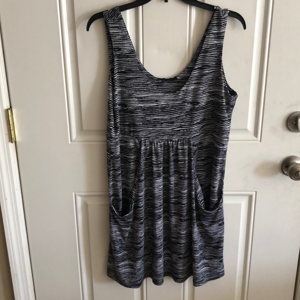 Dress WITH POCKETS